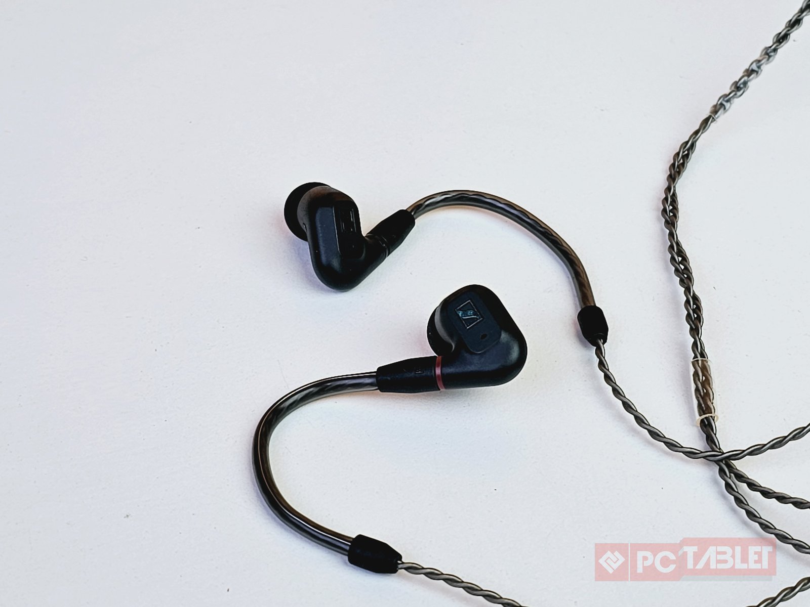 Sennheiser IE 200 Earphones 2