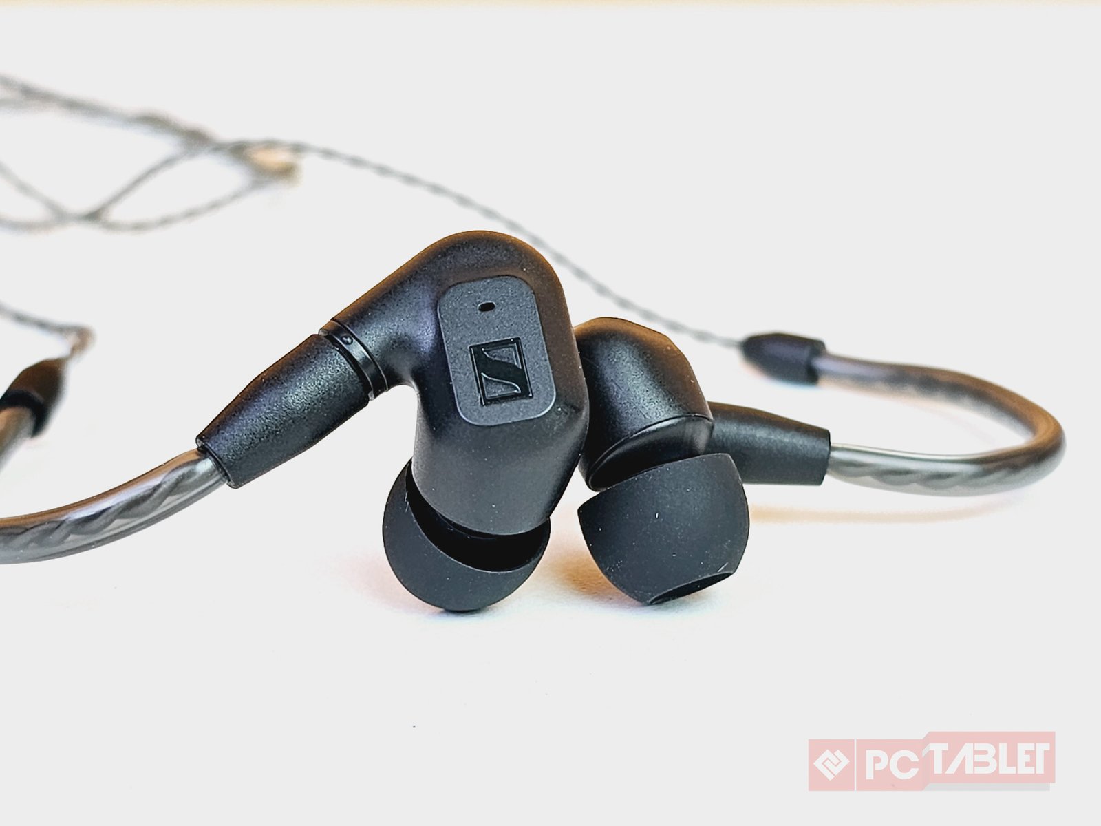 Sennheiser IE 200 Earphones 5