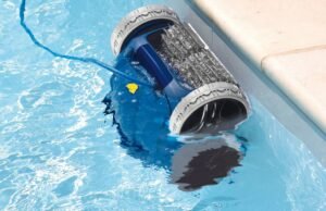 The Best Robot Pool Cleaner For Underwater Pool Cleaning Jobs